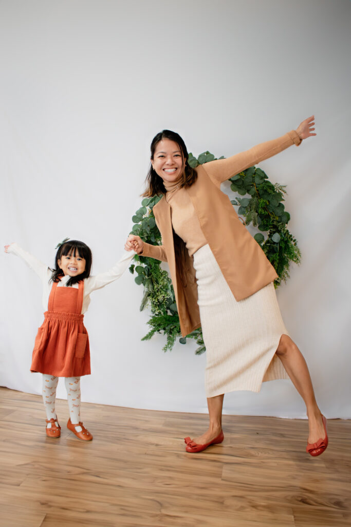 Mom and Daughter pose during Christmas Mini Session in Roseburg Oregon.